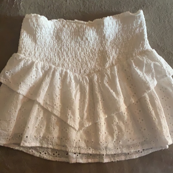Large White skirt - Picture 3 of 3
